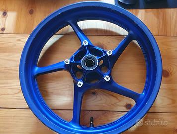 Cerchio anteriore R6 2017 - 2025