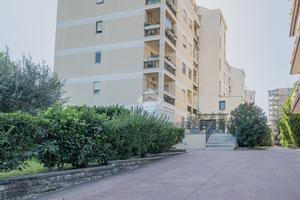 4 LOCALI A ROMA
