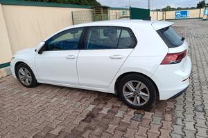 Golf 8 bianca 1.5 metano