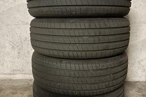 Gomme Michelin 195 55 16