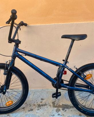 bici BMX blu decathlon