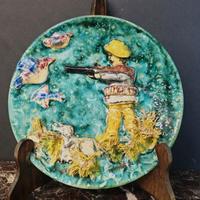 Solimene vietri Piatto in ceramica Scena di caccia