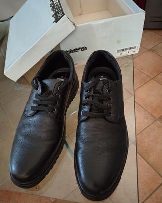 Scarpe da uomo Classiche nere RIFLESSI URBANI