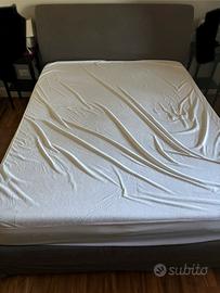 Letto Ikea 160x200 con materasso