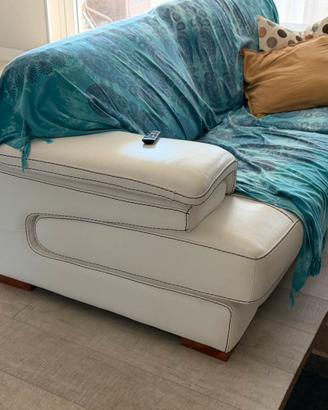 Divani in Pelle