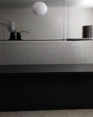 cucina con armadi 