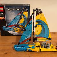 Lego Technic 42074 Racing Yacht