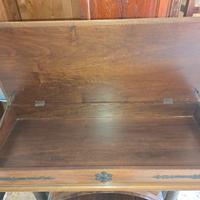 mobile bar a forma di botte