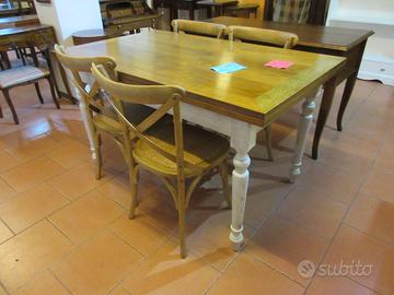 Tavolo soggiorno cucina stile country