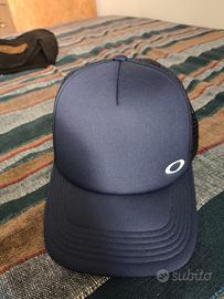 cappellino Oakley 
