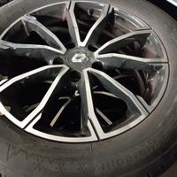 Quattro cerchi in lega diamantate