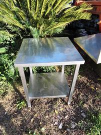 tavolo in acciaio 70x70