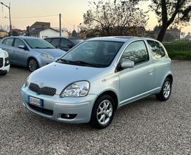 Toyota Yaris 1.0i 16V cat 3 porte Sol