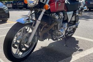 Honda cb 1100
