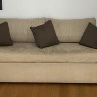 Divano letto beige completo di materassi