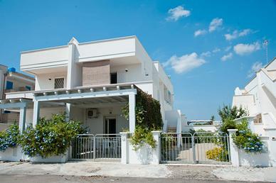 Casa vacanza piano primo a 200 mt dalle spiagge