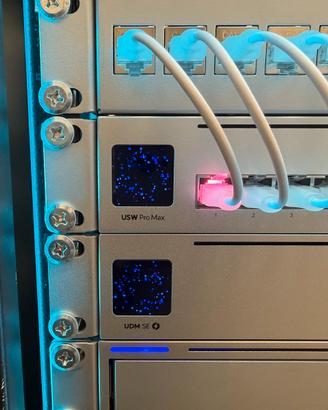 Switch Ubiquiti USW PRO MAX 24