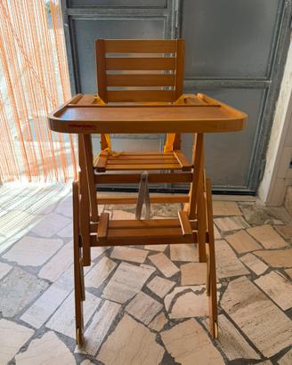 Seggiolone Foppapedretti in legno e salvaspazio
