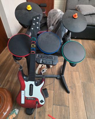 Guitar Hero batteria e chitarra con joypad inclusi