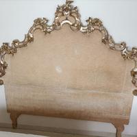 Testiera in legno di noce