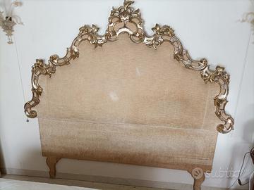 Testiera in legno di noce