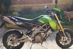 Aprilia Dorsoduro 750