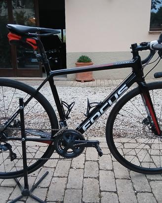 FOCUS IZALCO 54 M