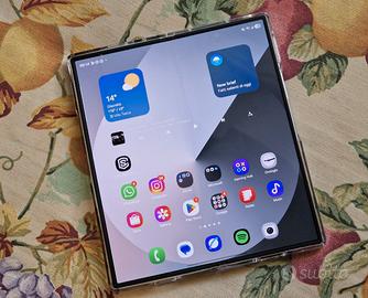 Samsung Z Fold 6 12/512gb x 15 pro max 16 plus leg