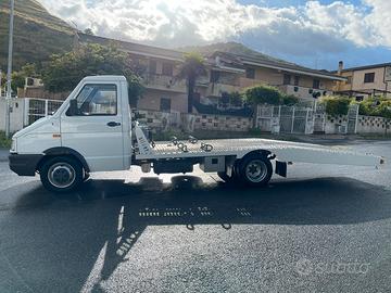 Iveco daily 49-12 carroattrezzi permuta