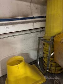 Bidoni scarica macerie con imbocco