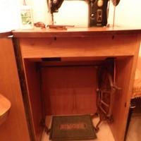 MACCHINA DA CUCIRE VINTAGE SINGER MOBILE MOD.306 M