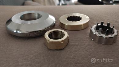 kit serraggio elica evinrude 75/300 hp Cod. 126870