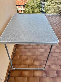 2 tavoli da campeggio pieghevoli Decathlon