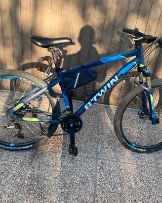 B’Twin Rockrider 520