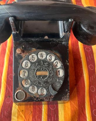 Telefono vintage per collezionismo