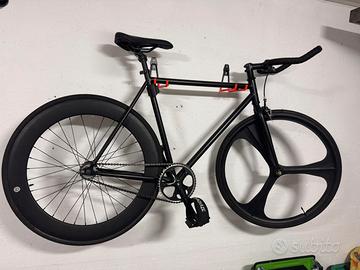 Bicicletta fixed scatto fisso e non