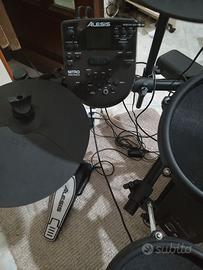 BATTERIA ALESIS -Nitro  Mesh kit