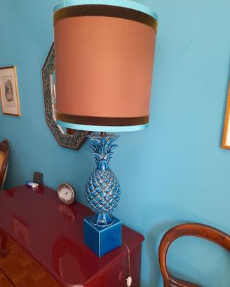 lampada da appoggio in ceramica a forma di ananas