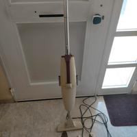 aspirapolvere verticale usata 