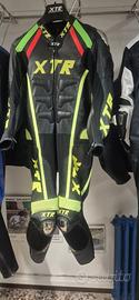 Tuta da moto in pelle taglia 48