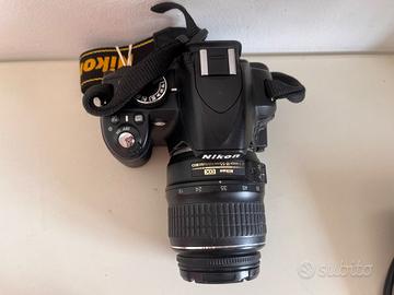 Nikon D3100 + Obiettivo AF-S DX 18-55mm