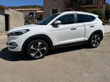 Hyundai Tucson 1.7 115cv  Sound Edition
