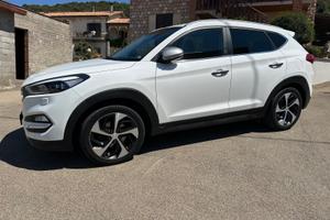Hyundai Tucson 1.7 115cv  Sound Edition