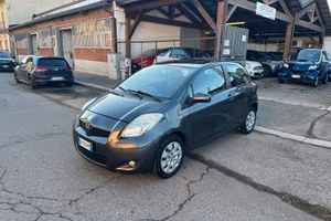 Toyota Yaris 1.3 3 porte Sol