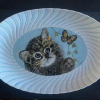 Vassoio in ceramica dipinto a mano