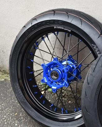 CERCHI MOTARD PERSONALIZZABILI