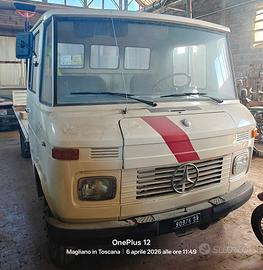 Mercedes 406D "Düsseldorfer" base camper