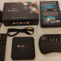 M9C-Max smart Android TV Box + mini tastiera