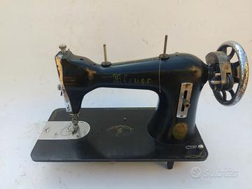 Macchina per cucire vintage