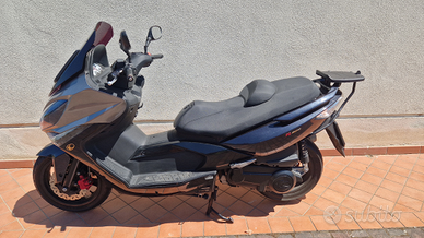 Kimco xciting 300 R